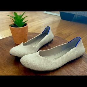 Incredibly comfy flats-barely worn